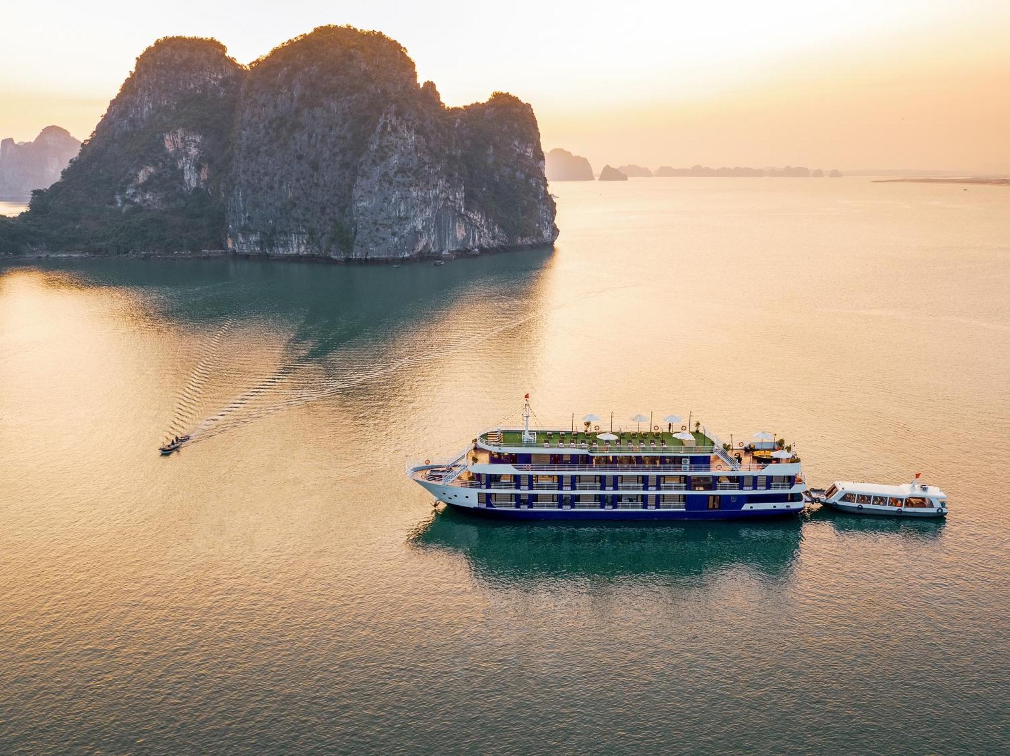 Hotel Halong Dragon Bay Cruise Ha Long Exteriér fotografie