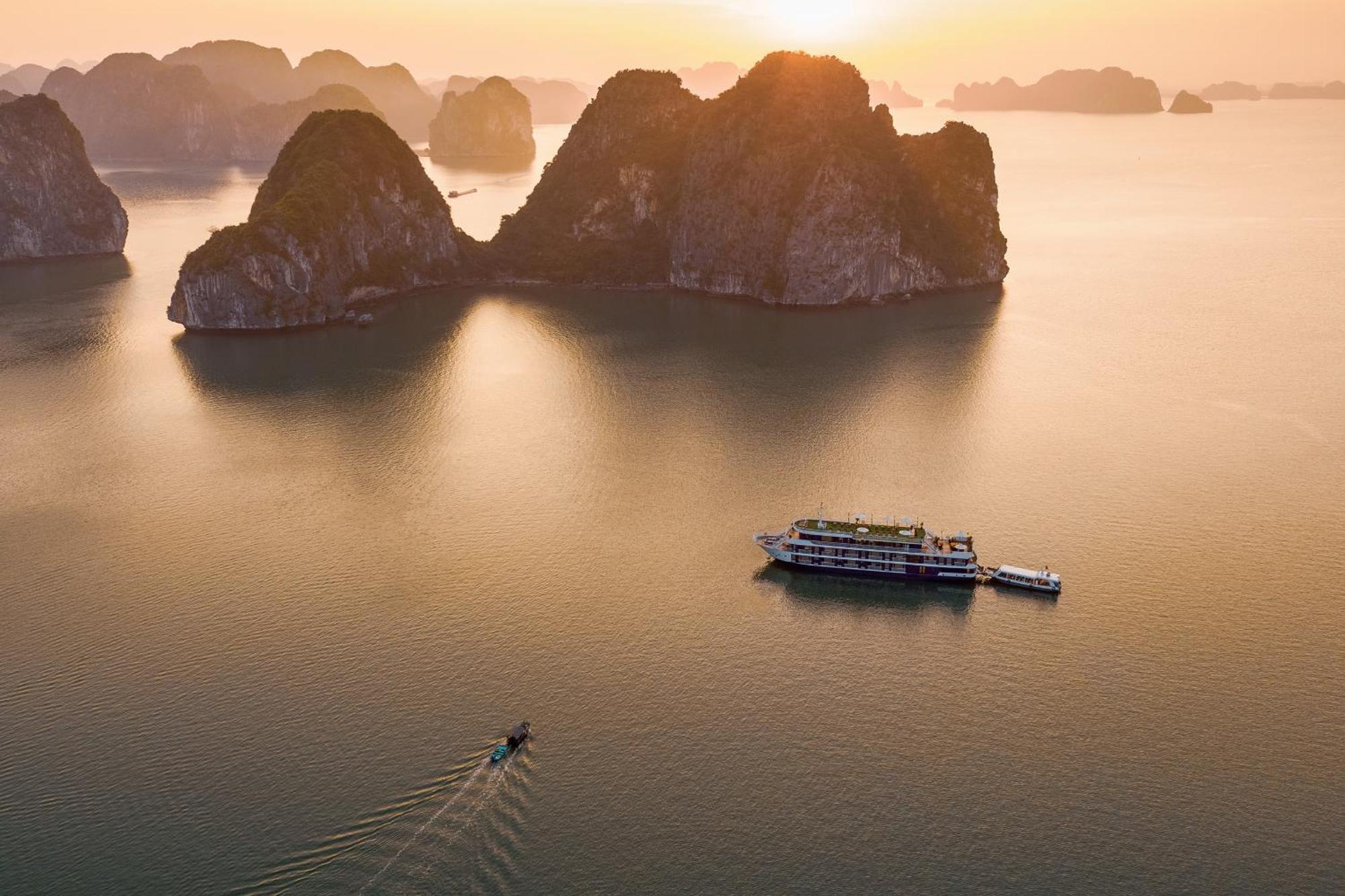 Hotel Halong Dragon Bay Cruise Ha Long Exteriér fotografie