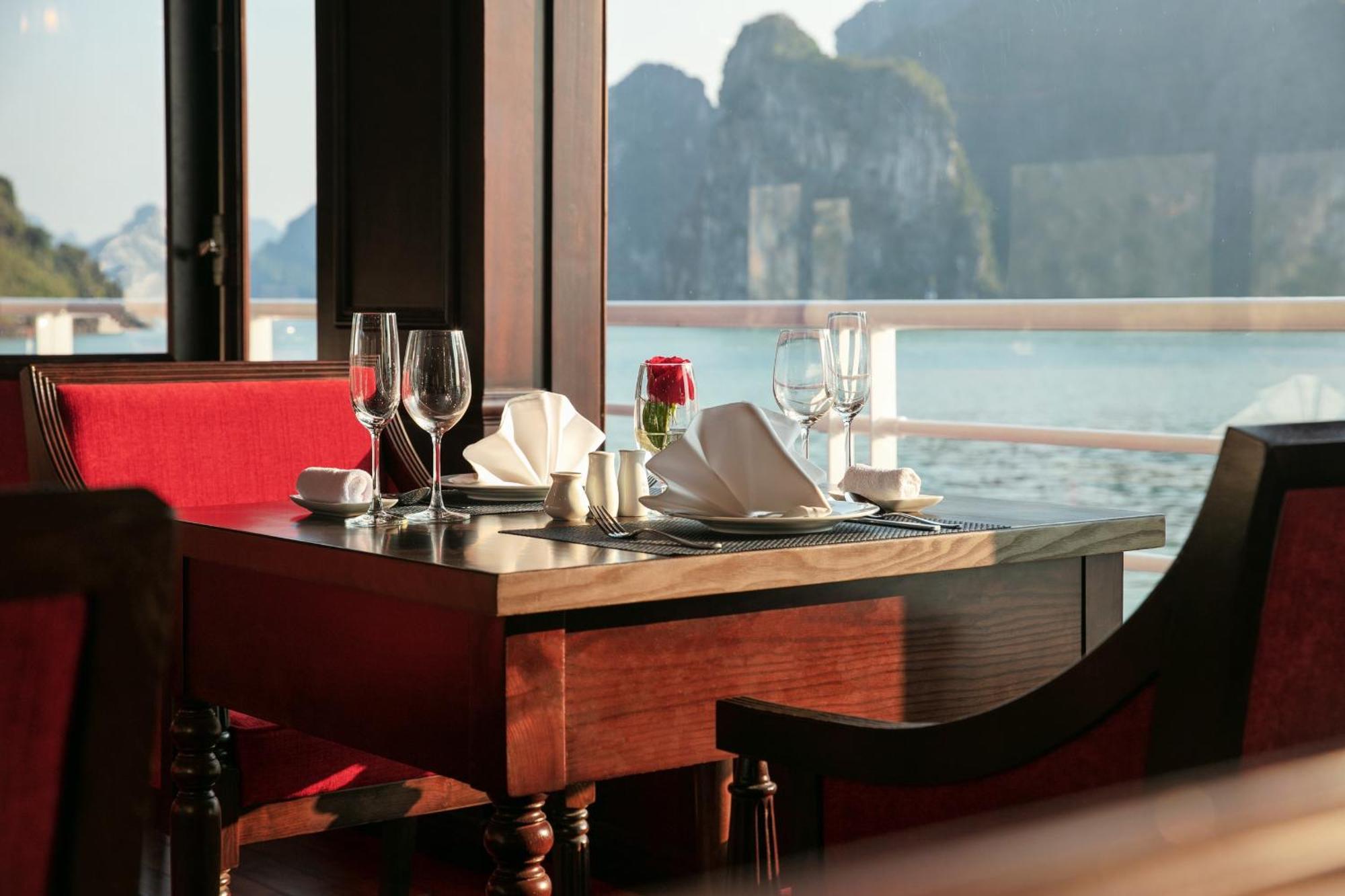 Hotel Halong Dragon Bay Cruise Ha Long Exteriér fotografie