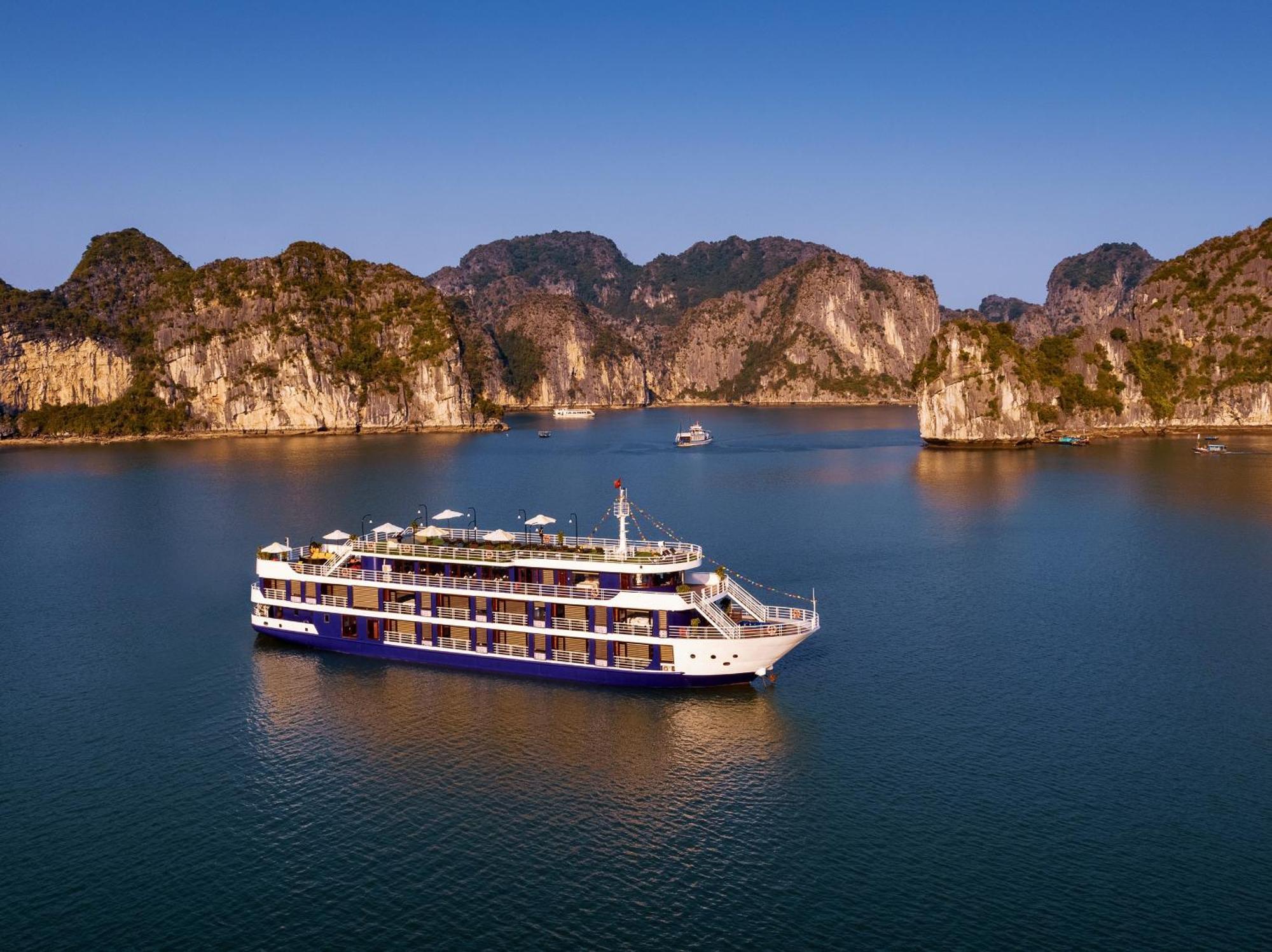 Hotel Halong Dragon Bay Cruise Ha Long Exteriér fotografie